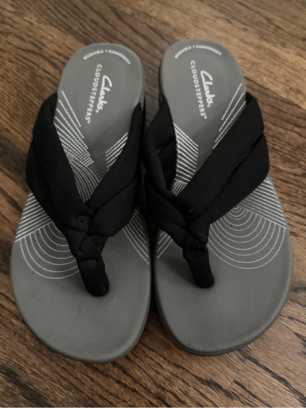 Clarks Black Fabric Knot-Front Cloudsteppers Flip Flop Sandals